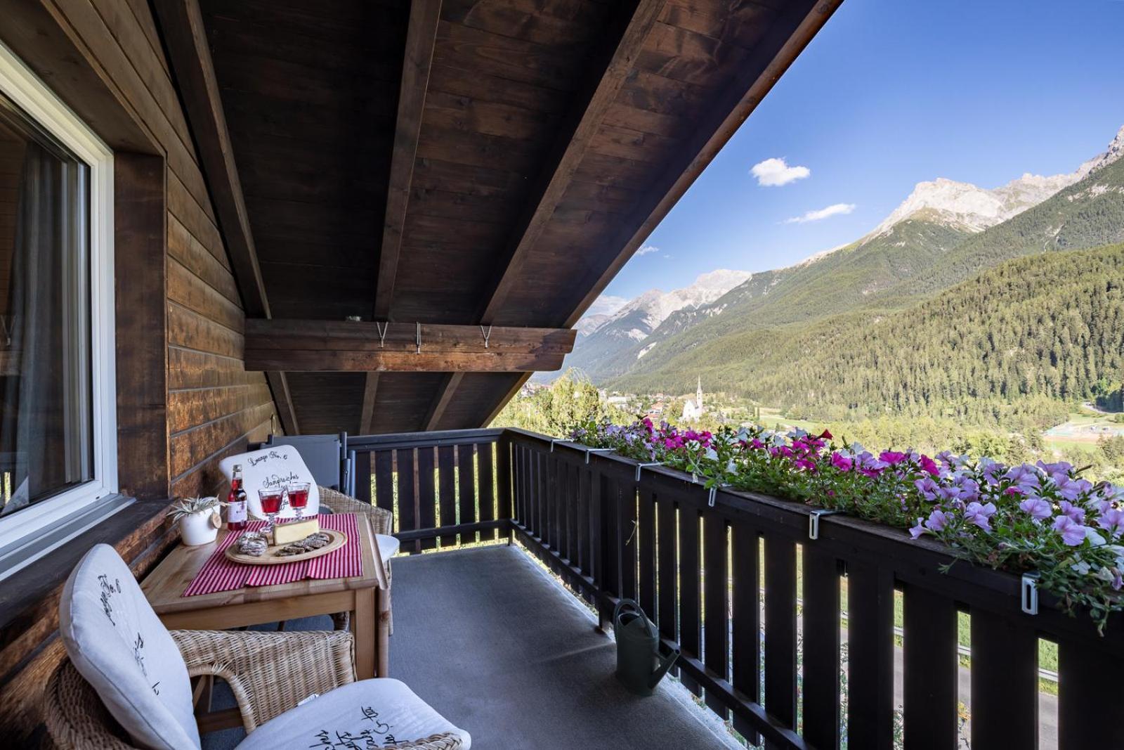 Chasa Gernet Buorcha Apartman Scuol Kültér fotó
