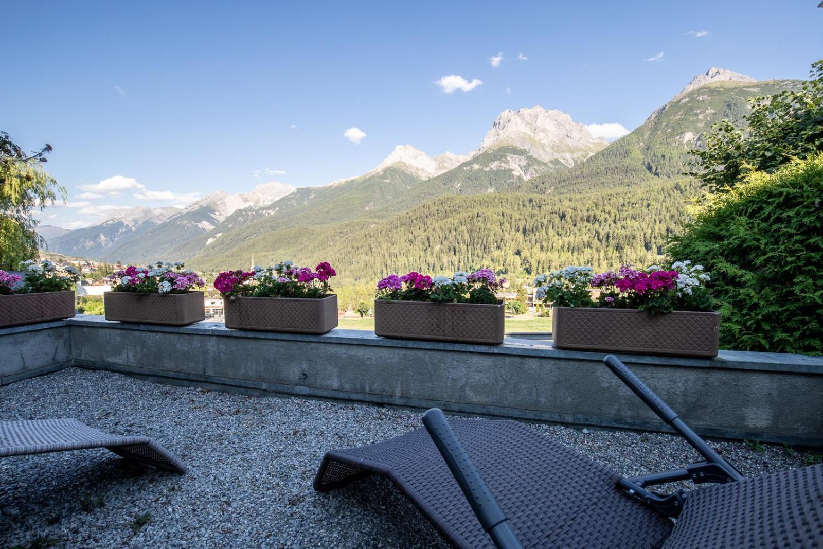 Chasa Gernet Buorcha Apartman Scuol Kültér fotó